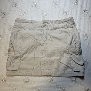 vintage y2k old navy cream corduroy mini skirt – size 6